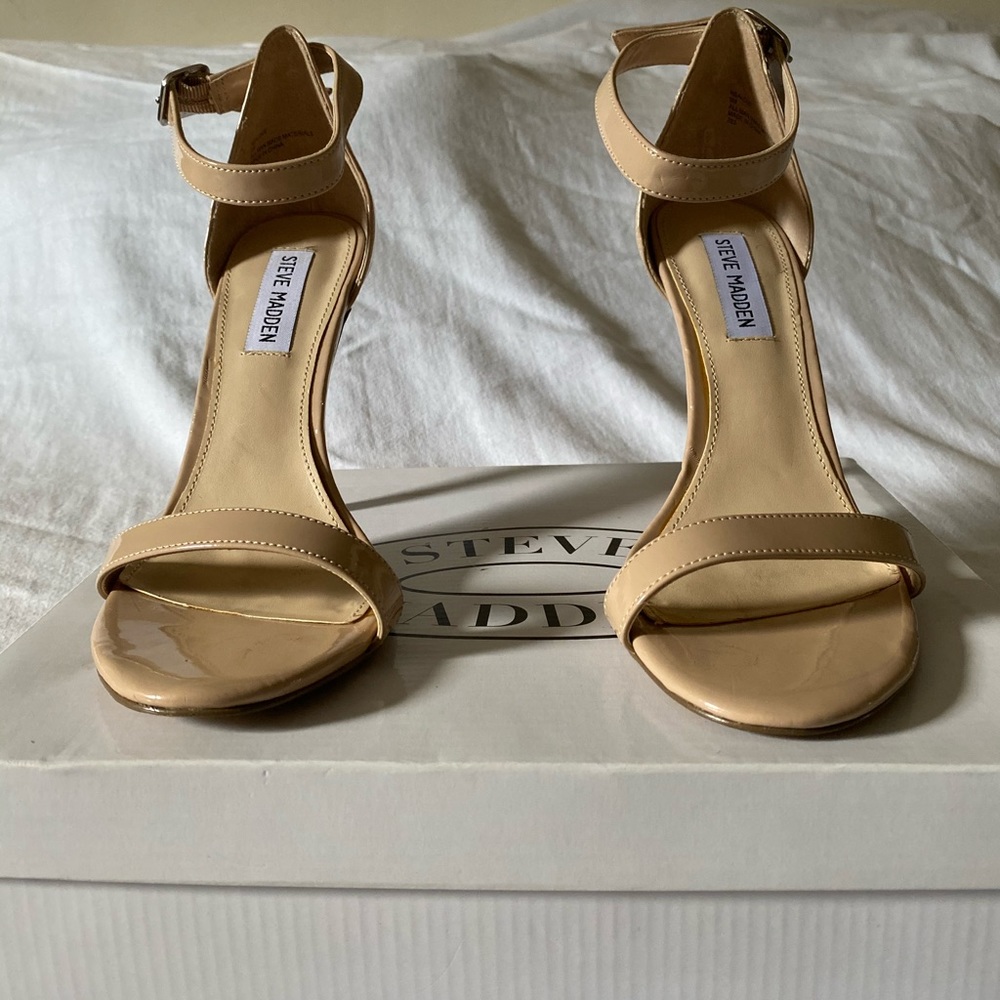 Steve madden nude heels